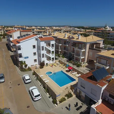 Apartamento - 2 A 4 Pessoas- Piscina Olhos de Agua  Exterior photo