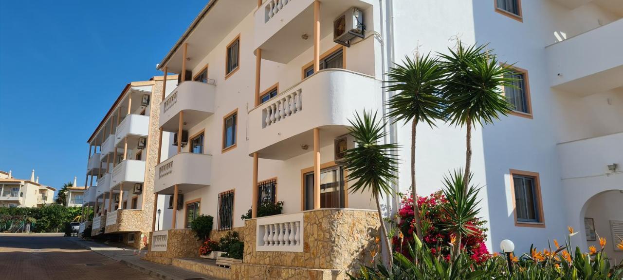 Apartment - 2 A 4 Pessoas- Piscina Olhos de Agua (Albufeira)